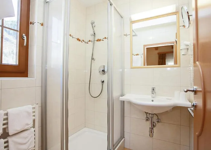 In Kaltenbach Near Lift * ستام